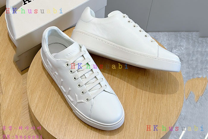NEW 발리 스니커즈 신상 B 558605