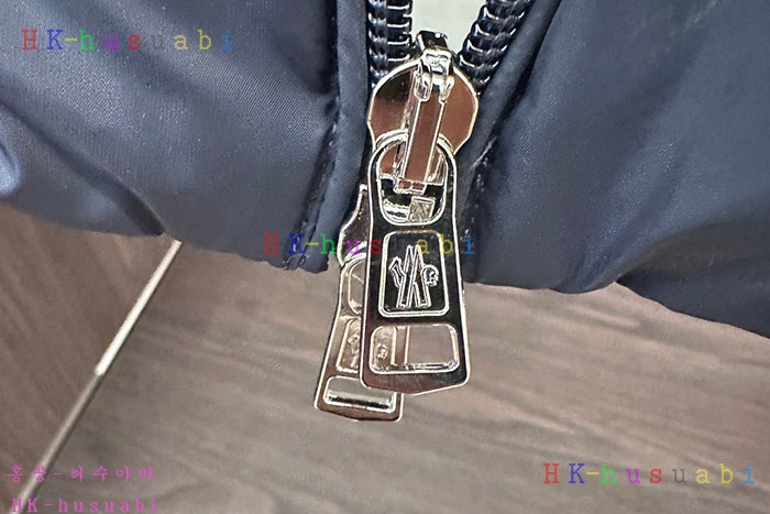 NEW 몽클레어 패딩조끼 신상 M 988804