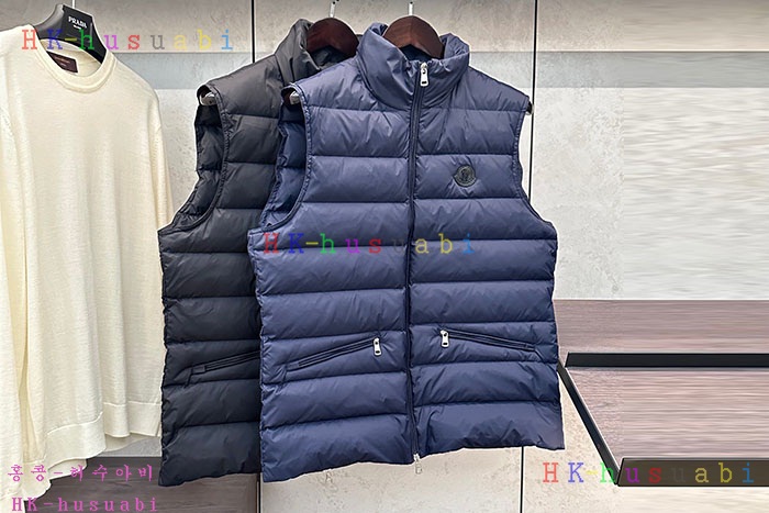NEW 몽클레어 패딩조끼 신상 M 988804