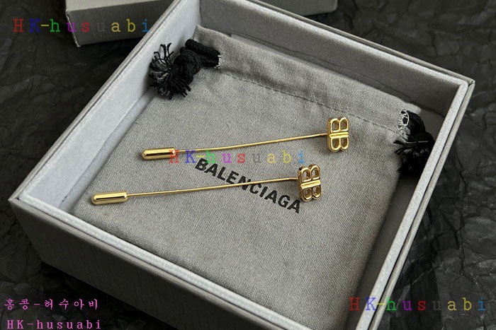 NEW 발렌시아가 귀걸이 신상 B 889005