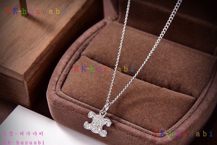 NEW 셀린느 목걸이 신상 C 887032