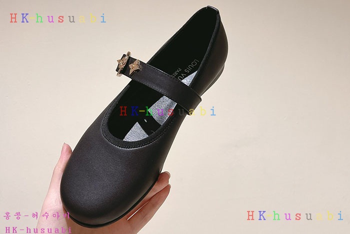NEW 루이비통 신발 신상 LV 958001