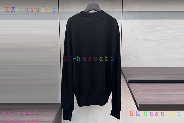 NEW 로에베 니트 신상 LW 695584
