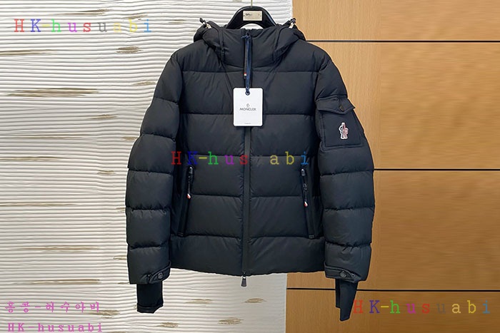 NEW 몽클레어 패딩 신상 M 3804021