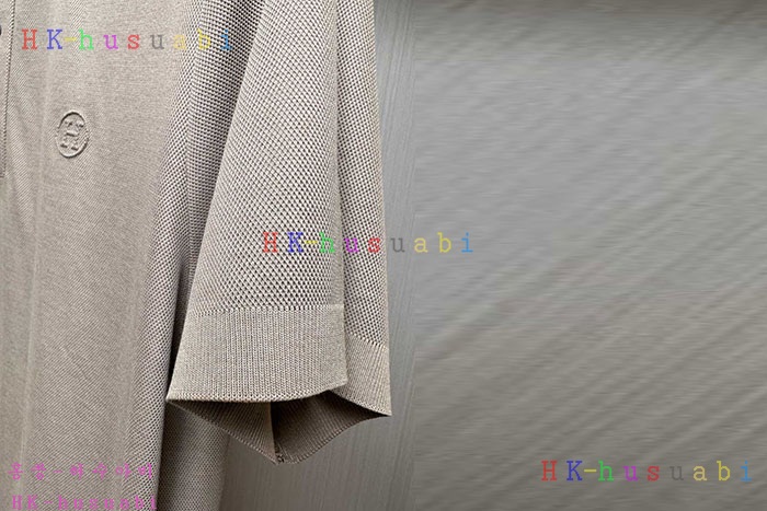 NEW 에르메스 카라 반팔티 신상 H 8599510