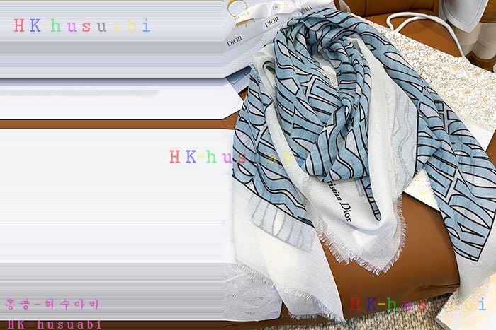 NEW 디올 스카프 신상 DR 485804