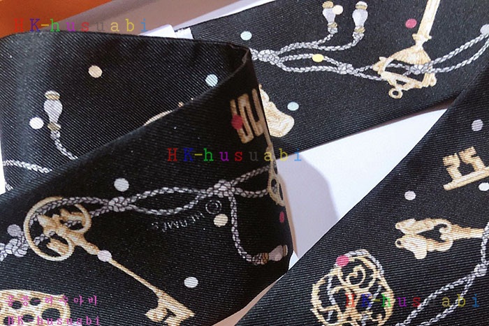NEW 에르메스 스카프 신상 H 2855823