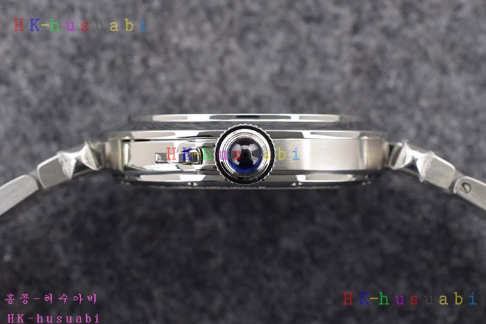NEW 까르띠에 시계 신상 C 8994401