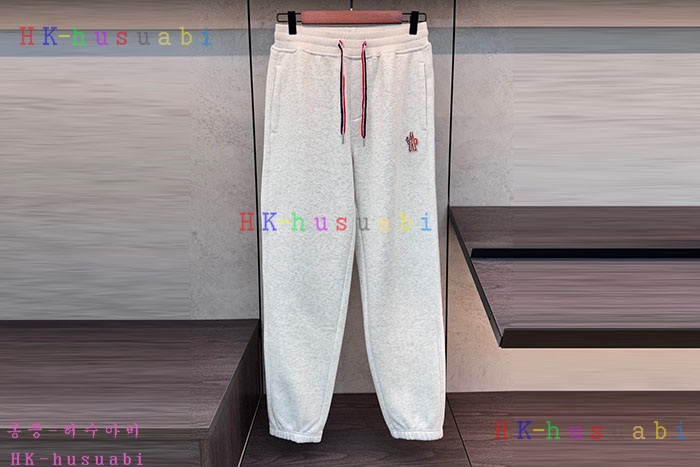 NEW 몽클레어 바지 신상 M 6570011