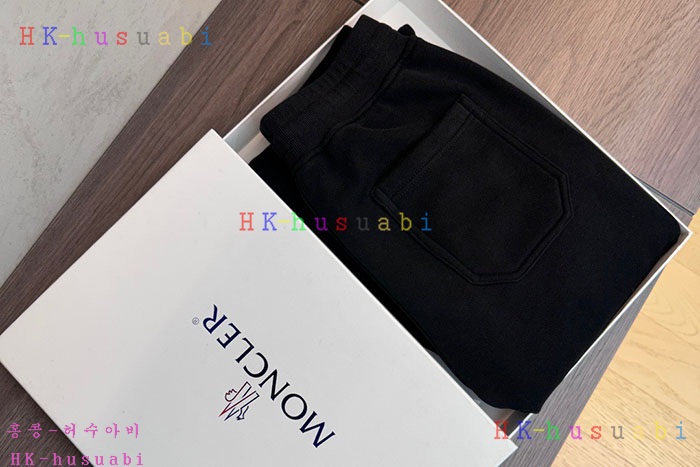 NEW 몽클레어 바지 신상 M 6570012
