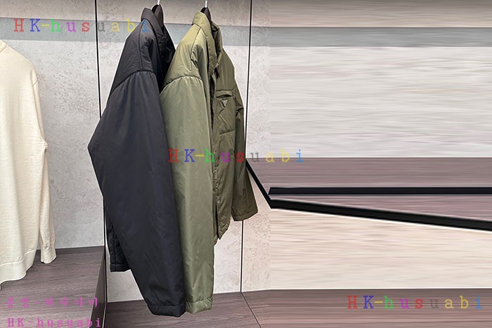 NEW 프라다 솜자켓 신상 P 1478892