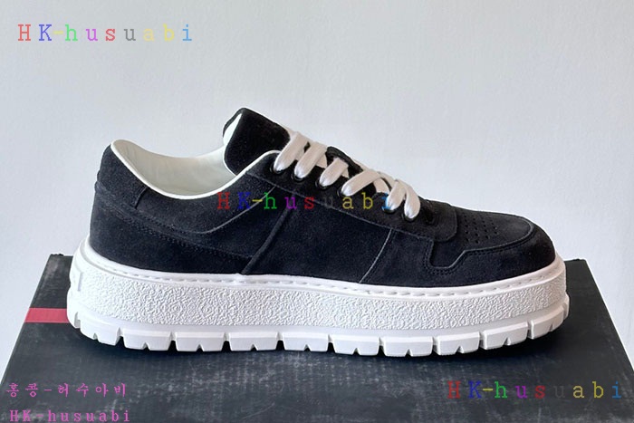 NEW 프라다 스니커즈 신상 P 986646