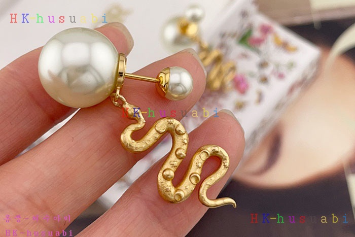 NEW 디올 귀걸이 신상 DR 855025