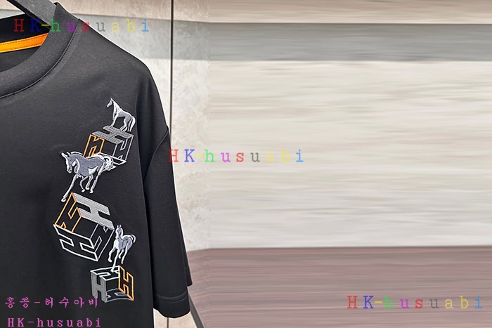 NEW 에르메스 반팔티 신상 H 3088040