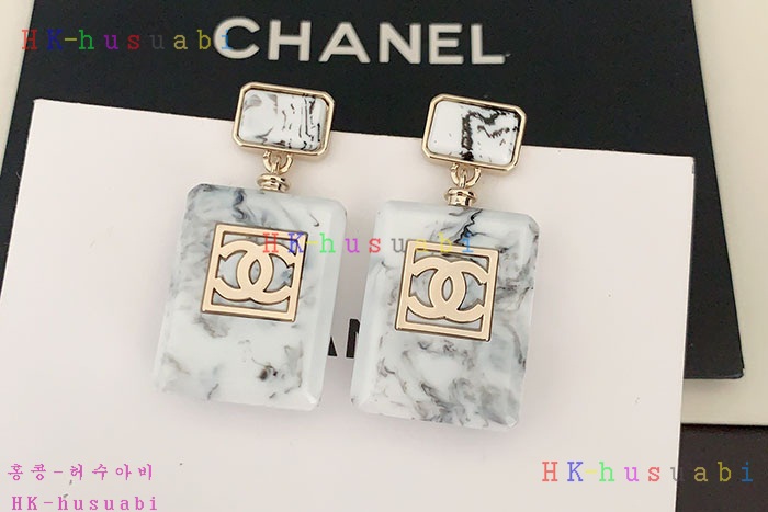 NEW 샤넬 귀걸이 신상 C 9580212