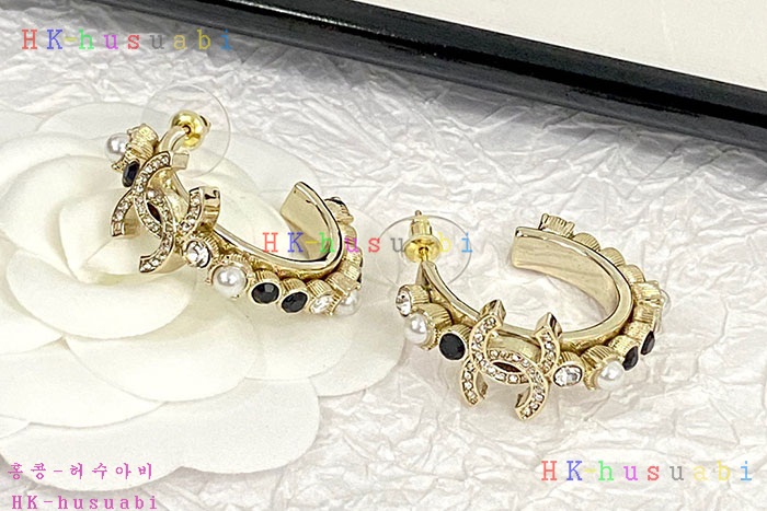 NEW 샤넬 귀걸이 신상 C 9580224