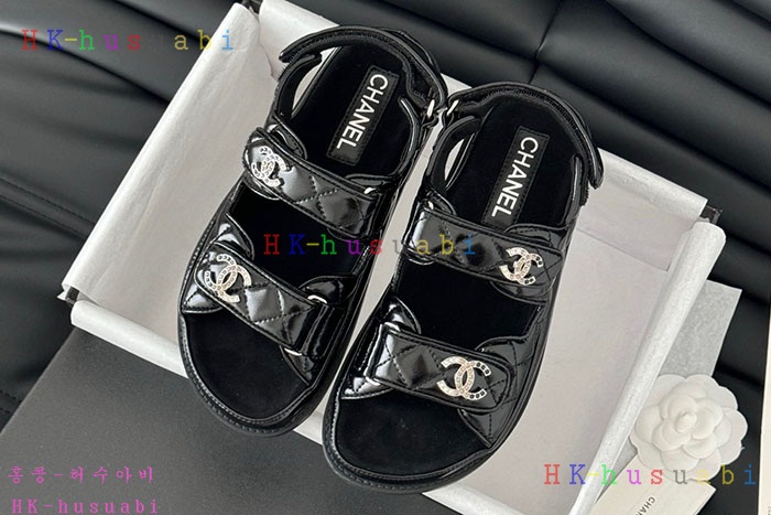 NEW 샤넬 샌들 신상 C 589906