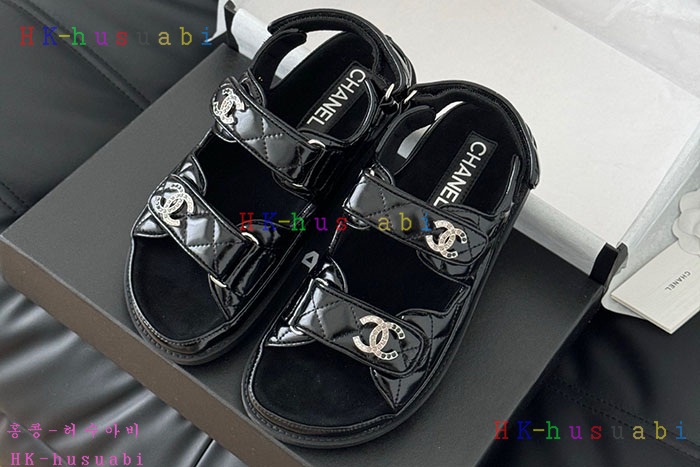 NEW 샤넬 샌들 신상 C 589906