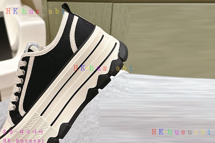NEW 샤넬 스니커즈 신상 C 599504