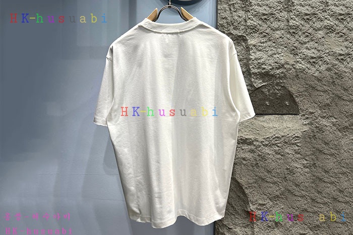 NEW디올 반팔티 신상 DR 558440