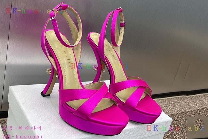NEW 디올 신발 신상 DR 5339906