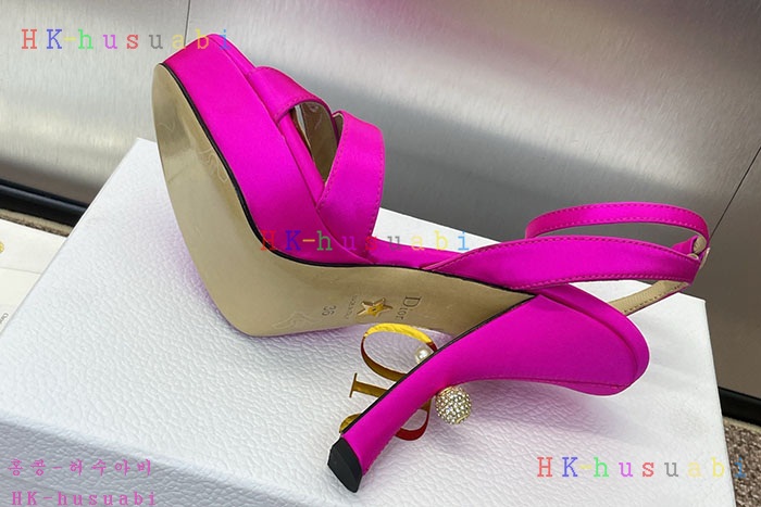 NEW 디올 신발 신상 DR 5339906