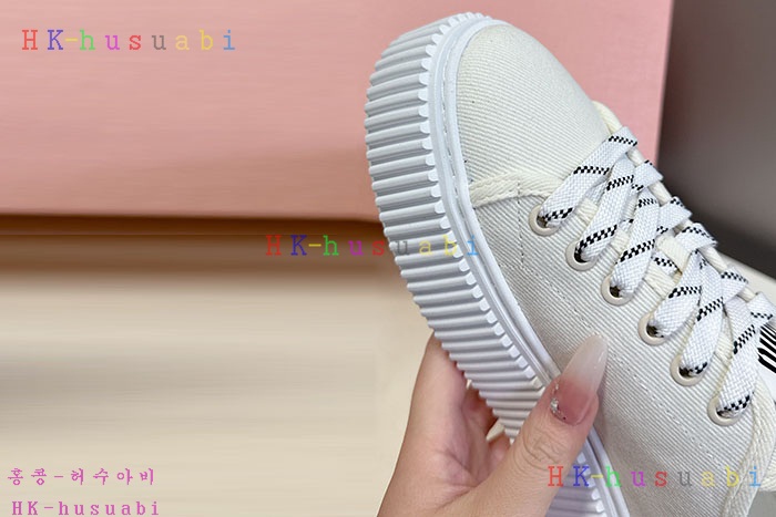 NEW 미우미우 신발 신상 MU 8858042