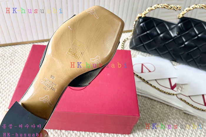 NEW 발렌티노 샌들 신상 V 6933503
