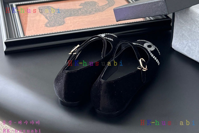 NEW 샤넬 샌들 신상 C 665013