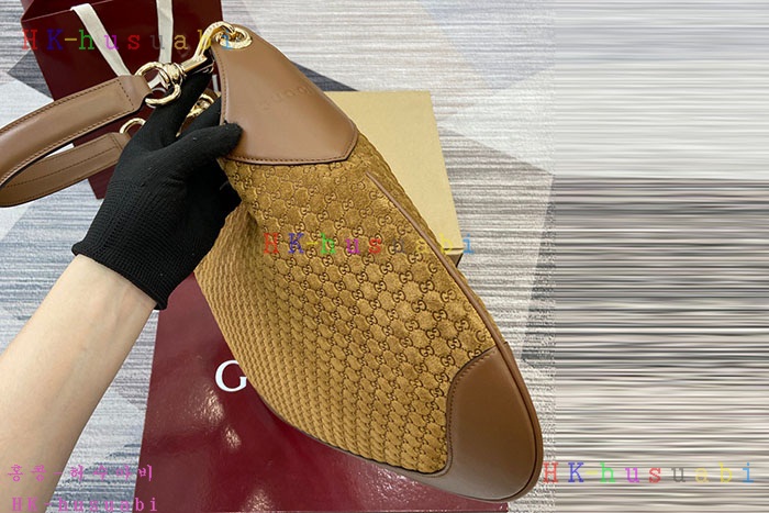 ★미러급★구찌 B 스몰 숄더백 브라운 GG 스웨이드 834981-2