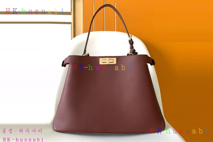 ★미러급★펜디 피카부 소프트 라지 8BN353
