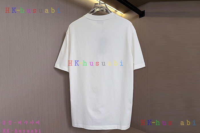 NEW 디올 반팔티 신상 DR 8589916