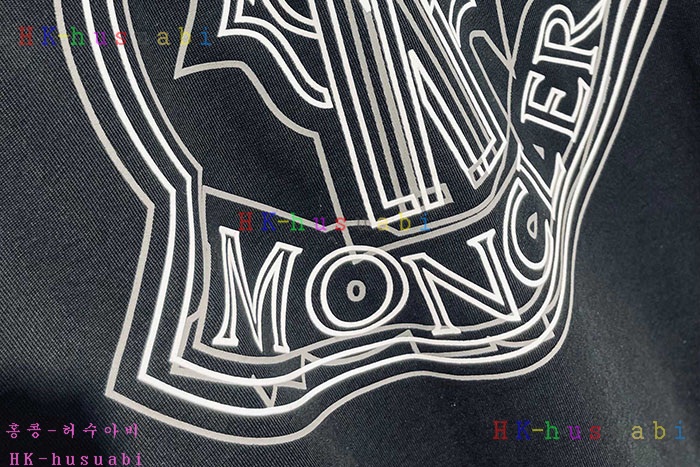 NEW 몽클레어 반팔티 신상 M 8250135
