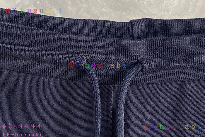 NEW 톰브라운 반바지 신상 TB 5822213