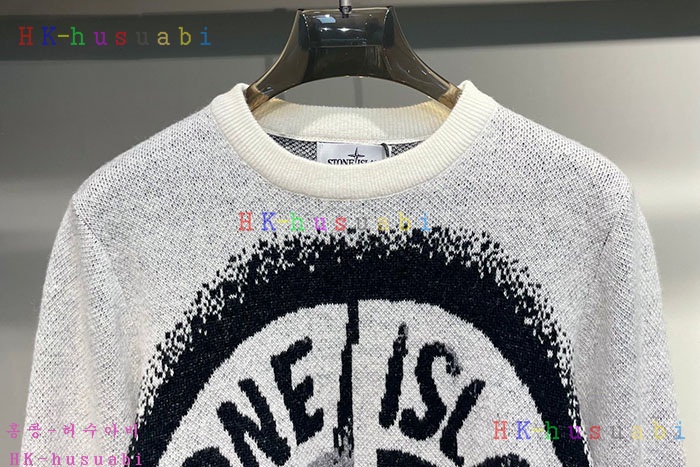 NEW 스톤 아일랜드 니트 신상 ST 9885403