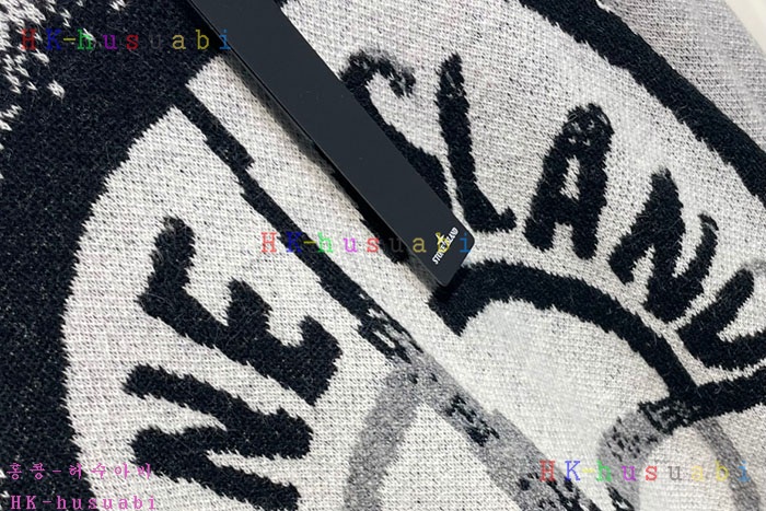 NEW 스톤 아일랜드 니트 신상 ST 9885403