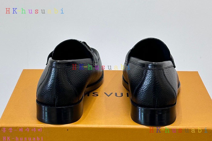 NEW 루이비통 신발 신상 LV 2558019