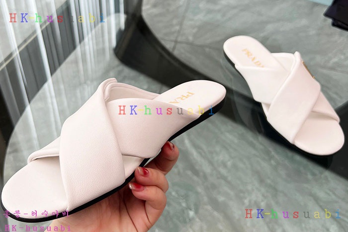 NEW 프라다 샌들 신상 P 3695502