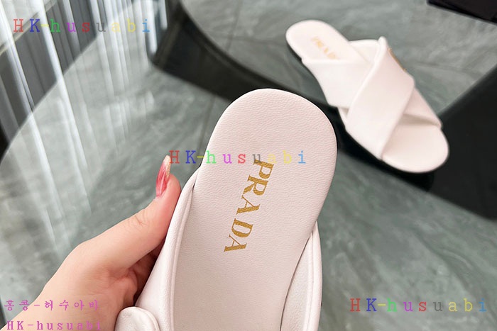 NEW 프라다 샌들 신상 P 3695502