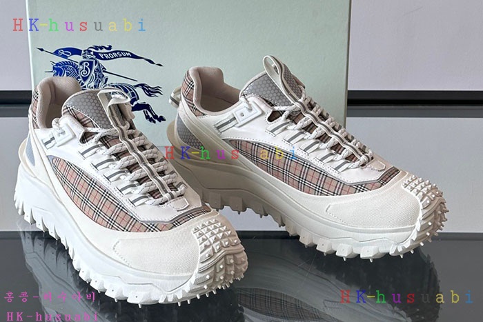 NEW 버버리 스니커즈 신상 B 1150043