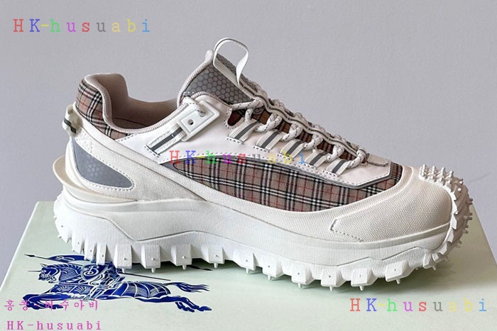 NEW 버버리 스니커즈 신상 B 1150043
