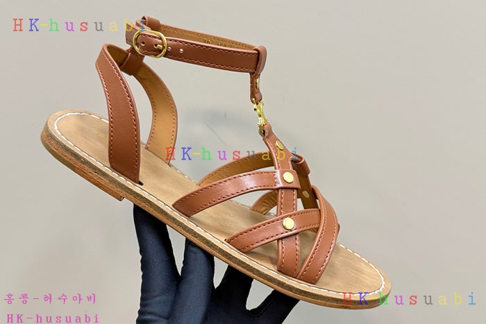 NEW 셀린느 샌들  신상 C 9240110