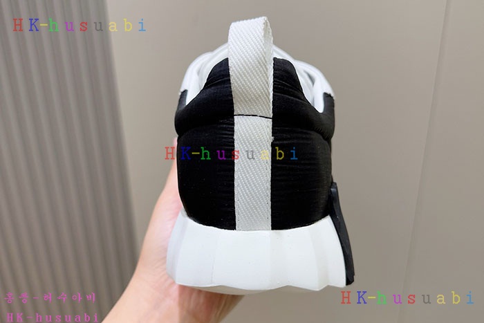 NEW 에르메스 스니커즈 신상 H 4580440
