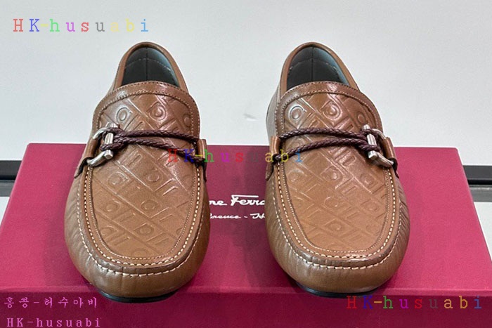 NEW 페라가모 신발 신상 F 6152401