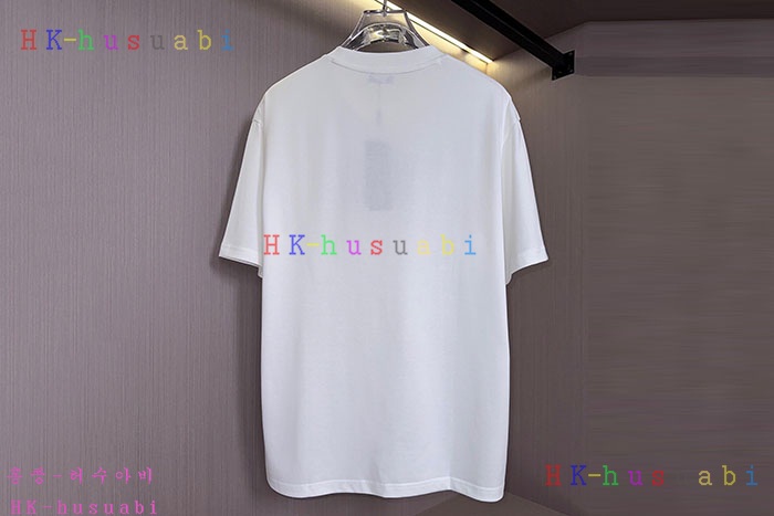 NEW 디올 반팔티 신상 DR 6658005