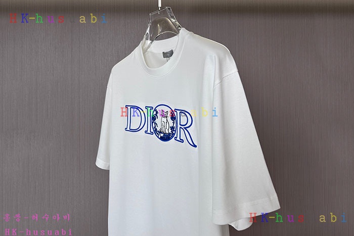NEW 디올 반팔티 신상 DR 6658005