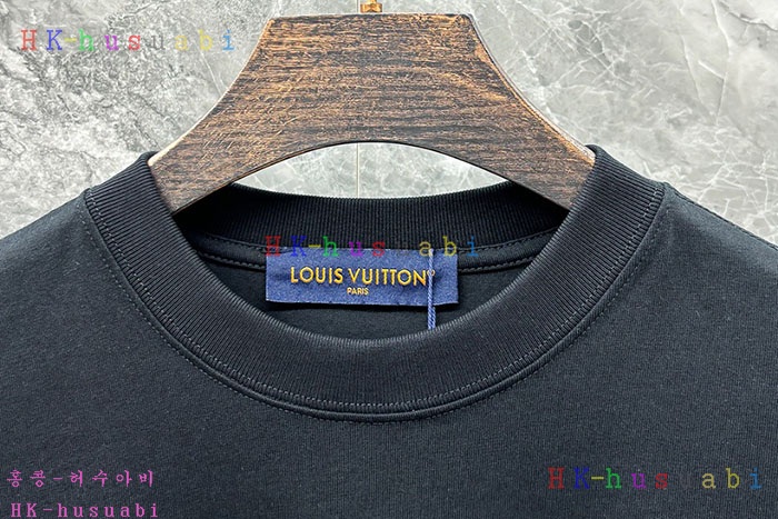 NEW 루이비통 반팔티 신상 LV 335002