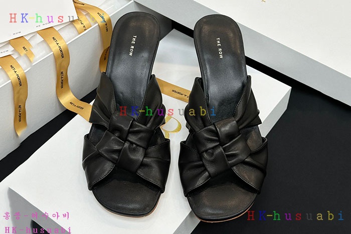 NEW 더 로우 샌들 신상 L 558227