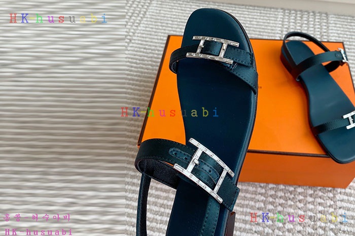 NEW 에르메스 샌들 신상 H 6660112