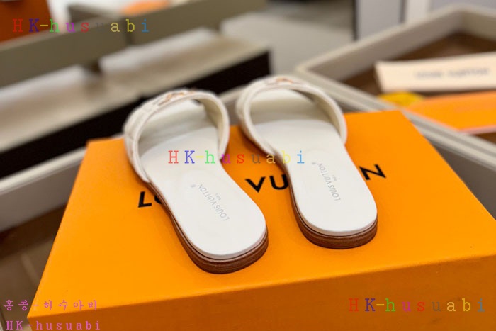 NEW 루이비통 샌들 신상 LV  8855807